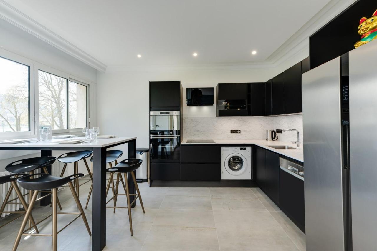 Swan Lake - Design Apartment Facing Lake อานซี ภายนอก รูปภาพ
